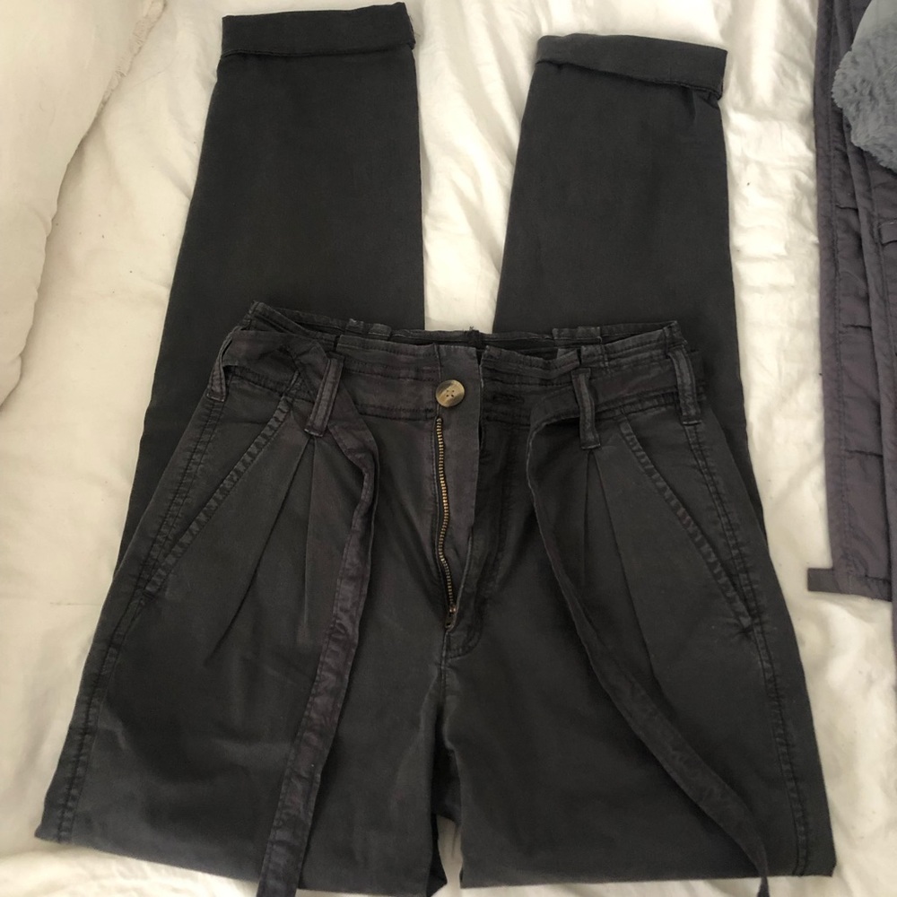 Size 0 x-long Aerie Paperbag High Wasted pant